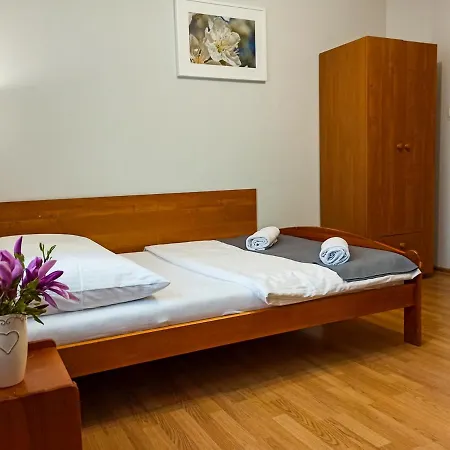 בית אירוח I U Doroty *