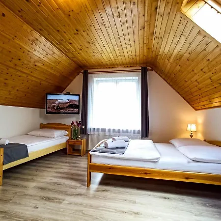 בית אירוח I U Doroty קרפאז'